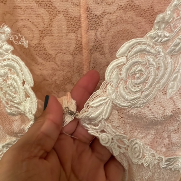 Claire Pettibone Peach Pink Robe - Picture 4 of 10